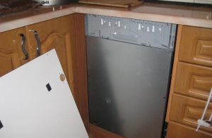 Установка фасада на посудомоечную машину в Всеволожске